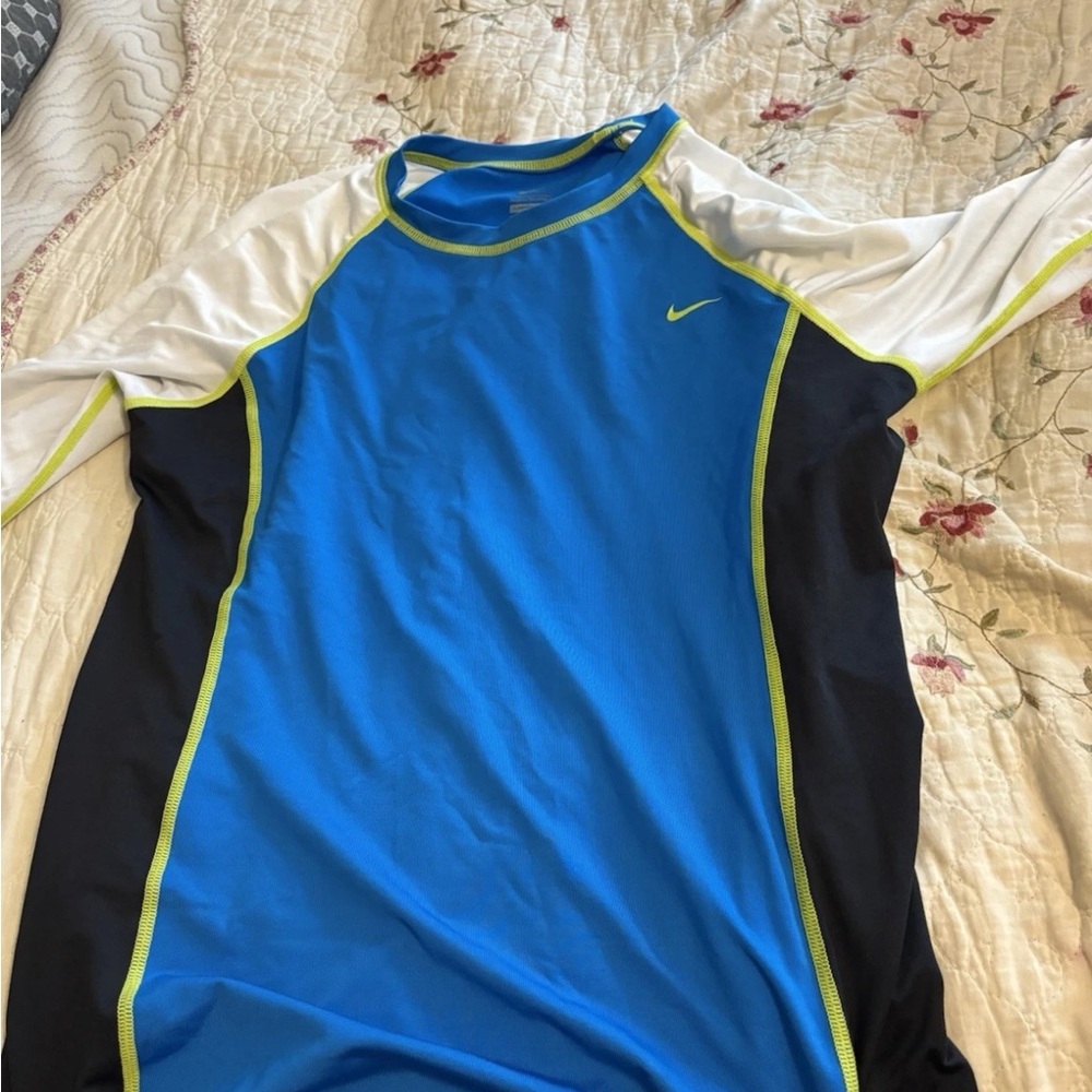 Nike Long Sleeve Shirt Blue Black Yellow White Youth Size Medium Shirt